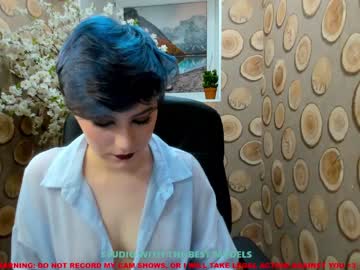 girl Girls On Cam with key_coy