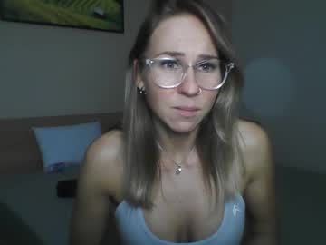 girl Girls On Cam with viktoriaaember
