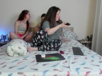 couple Girls On Cam with family2girl