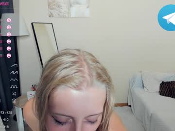 girl Girls On Cam with mindinclouds