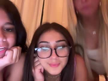 girl Girls On Cam with devyneemoeuy