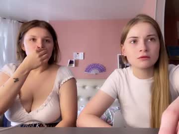couple Girls On Cam with angry_girl