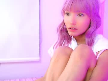 girl Girls On Cam with little_effy18_