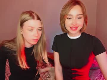 couple Girls On Cam with cherrycherryladies