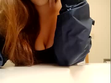 girl Girls On Cam with saricaa13