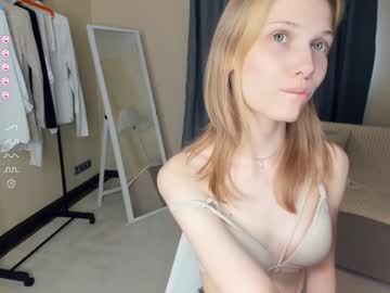 girl Girls On Cam with maidagentile