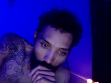 couple Girls On Cam with croxfox