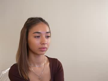 girl Girls On Cam with y_a_s_m_i_n_a