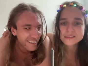couple Girls On Cam with berlin_bang_buddies