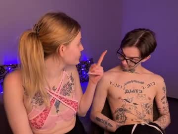 couple Girls On Cam with worldofllove
