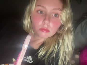 girl Girls On Cam with prettykitten123