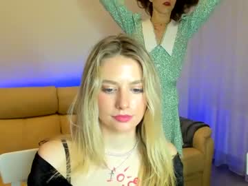 couple Girls On Cam with elsa_goold
