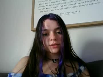 girl Girls On Cam with riahbaby8765