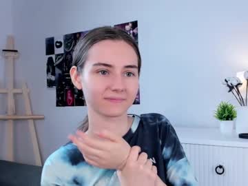 girl Girls On Cam with approche_toi_petite