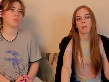 couple Girls On Cam with fiercescum
