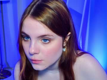 girl Girls On Cam with lily_lii