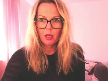 girl Girls On Cam with esmimilf