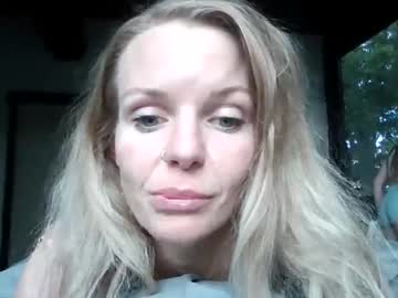 girl Girls On Cam with carinablair777
