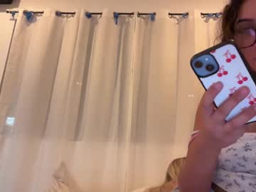 girl Girls On Cam with lillywest