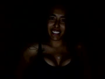 girl Girls On Cam with petite_mrie