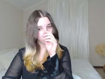 girl Girls On Cam with kitty1_kitty