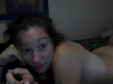 couple Girls On Cam with ttownsfinest6969