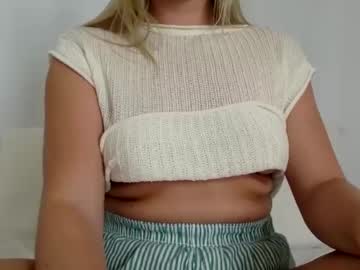 girl Girls On Cam with innocentblonde789