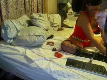 couple Girls On Cam with roxie9rox