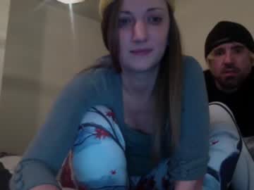 couple Girls On Cam with divinitypaint