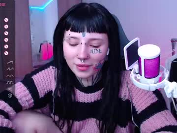 girl Girls On Cam with herbal_helpmepls