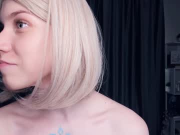 girl Girls On Cam with shiny_cute