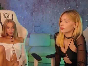 couple Girls On Cam with dream_show_054